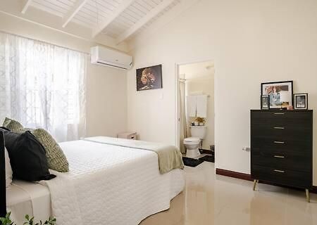 Вилла Bellarose At Colbeck ,Gated With Pool, Stylishly Modern Old Harbour Экстерьер фото
